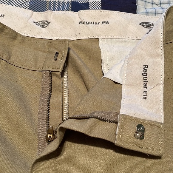 Men’s Dickies Regular Fit Khaki Pants - Picture 2 of 11